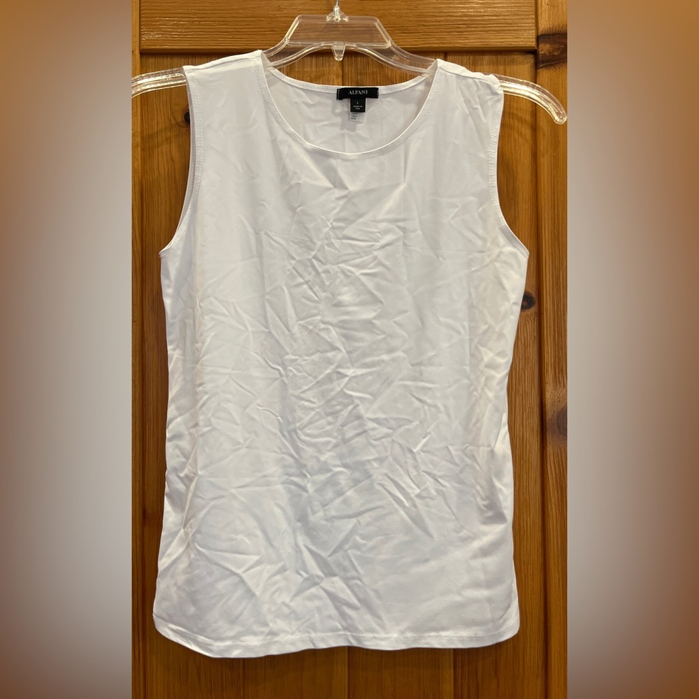 NWOT Alfani Women’s Classic White Tank Top